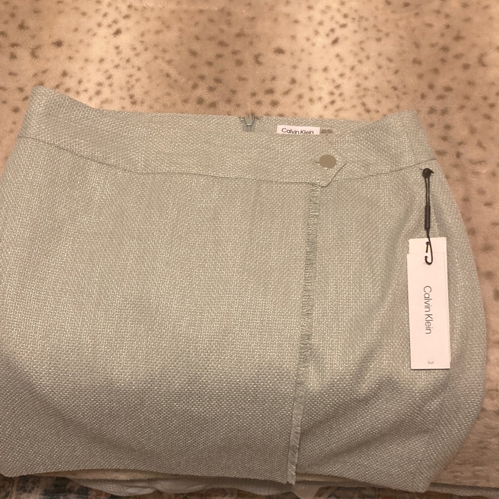 Calvin Klein Textured Light Gray Skirt